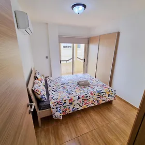 Ελέγξτε τη διαθεσιμότητα